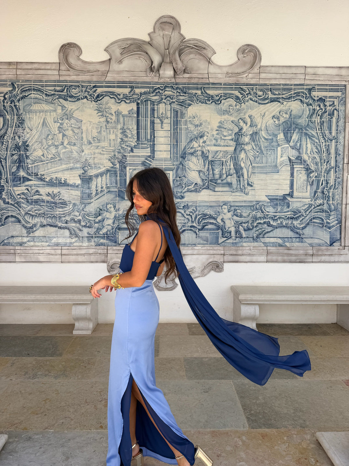 Zahara | Vestido Largo con Pañuelo en Contraste – Azul